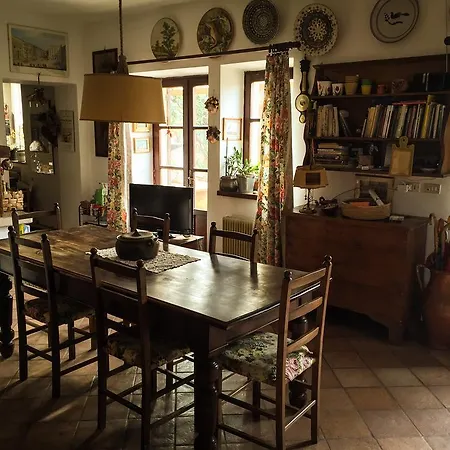 Casa Poiega 3*